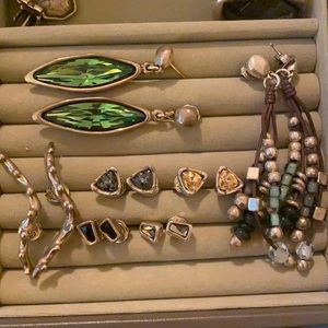 Assorted UNO de 50 earrings